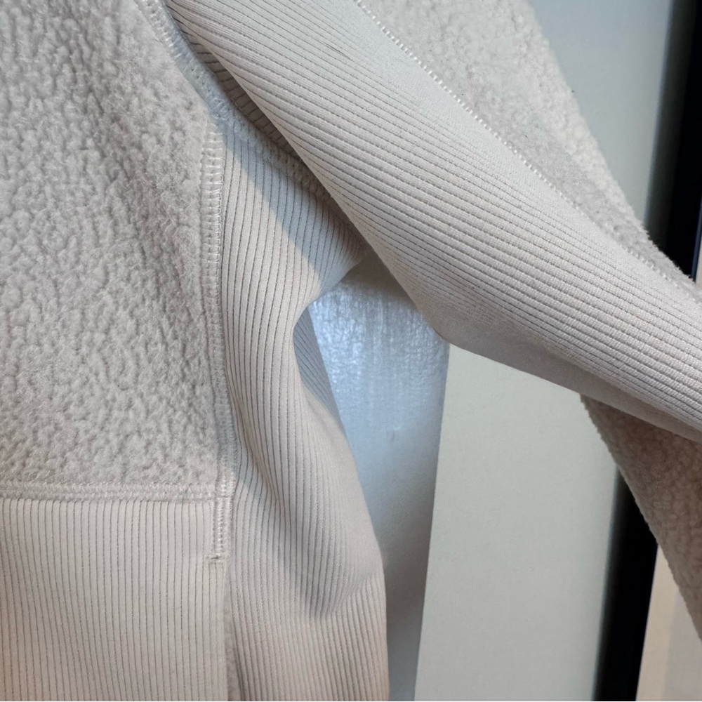 Tracksmith shearling bomber jacket! - image 3